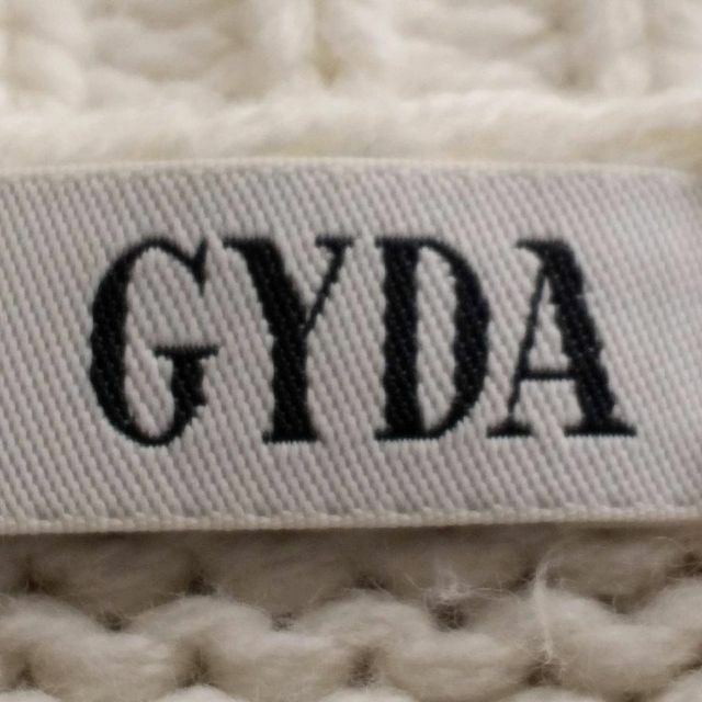 GYDA(ジェイダ)のGYDA　ジェイダ　レディース　ニット・セーター　フリーサイズホワイト系 レディースのトップス(ニット/セーター)の商品写真