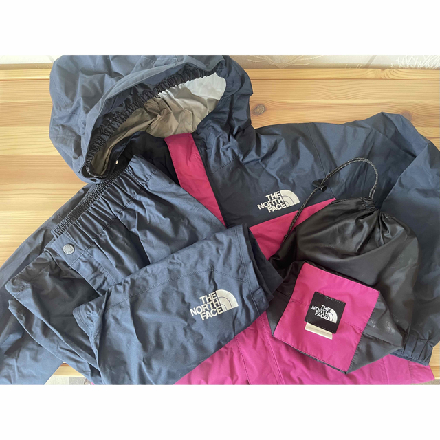 THE NORTH FACE(ザノースフェイス)のノースフェイス　レイン上下セット（新品） キッズ/ベビー/マタニティのキッズ服女の子用(90cm~)(ジャケット/上着)の商品写真