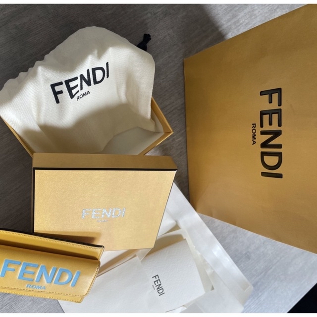 フェンディFENDI♡コインケース 2