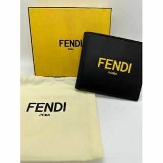 FENDI - 【新品】FENDI 降り財布 ロゴ パスケースの通販 by R's ネット