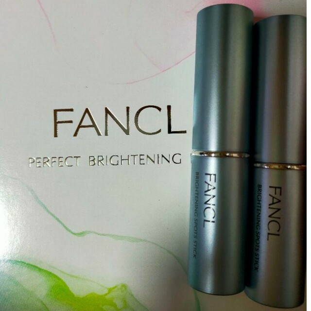 FANCL(ファンケル)のFANCL ブライトニングスポットスティック コスメ/美容のスキンケア/基礎化粧品(フェイスクリーム)の商品写真