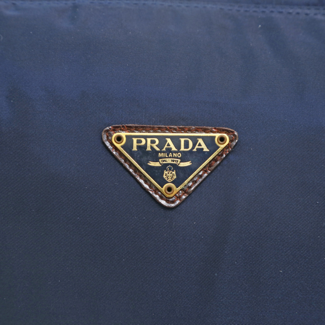 PRADA   プラダ PRADA ロゴ 型押し トートバッグの通販 by NUIR