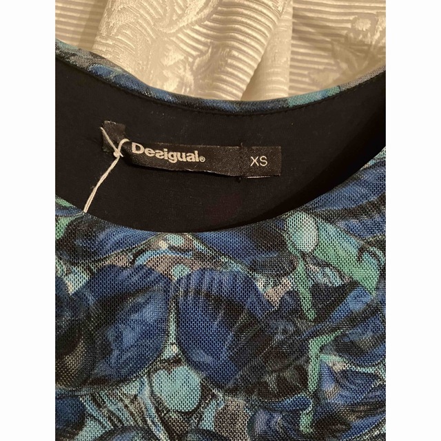 DESIGUAL(デシグアル)の美品　desigual 花柄　ペイズリー　ワンピース　デジグアル レディースのワンピース(ミニワンピース)の商品写真