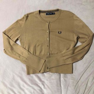 フレッドペリー(FRED PERRY)のくろみつきなこ様専用ニットカーディガン　フレペリ　ブラック、ベージュ(カーディガン)