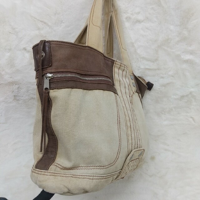 TOUGH - ✨美品✨❤️TOUGH❤️タフ ハンドバッグ トートバッグ A4可の