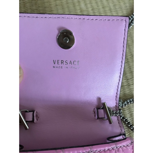 VERSACE(ヴェルサーチ)のVersace携帯バッグ レディースのバッグ(ショルダーバッグ)の商品写真