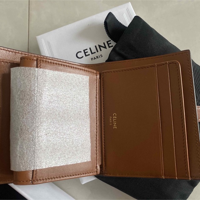 celine(セリーヌ)の新品 完売品 セリーヌ 財布 スモール ストラップ ウォレット レディースのファッション小物(財布)の商品写真