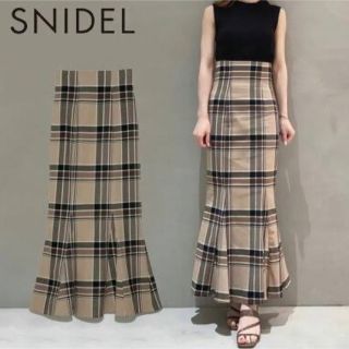 スナイデル(SNIDEL)のsnidel✩.*˚美品✩.*˚ハイウエストタイトヘムフレアチェックスカート 0(ロングスカート)