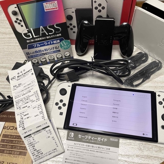 Nintendo Switch(ニンテンドースイッチ)のNintendo Switch 有機ELモデル ホワイト エンタメ/ホビーのゲームソフト/ゲーム機本体(家庭用ゲーム機本体)の商品写真