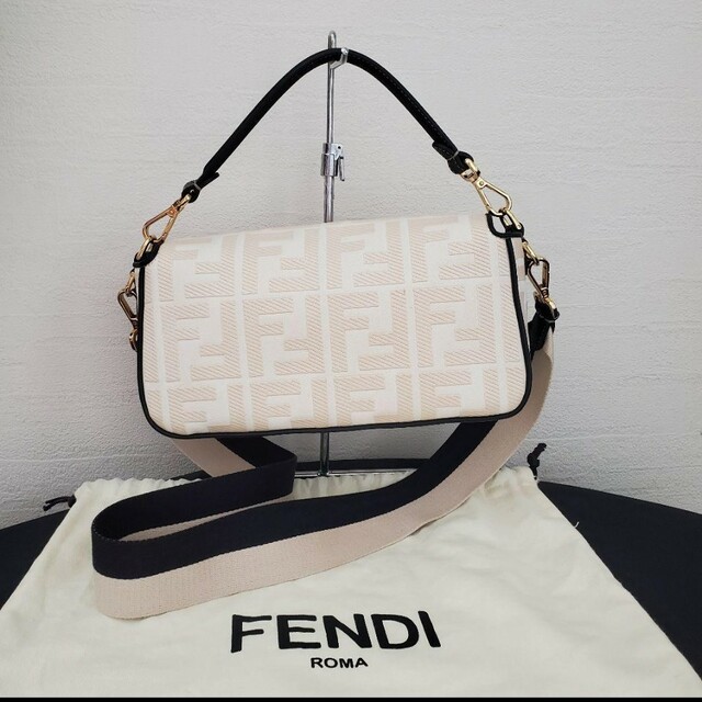 FENDI - FENDI フェンディ ズッカ マンマバゲット2wayジャガード