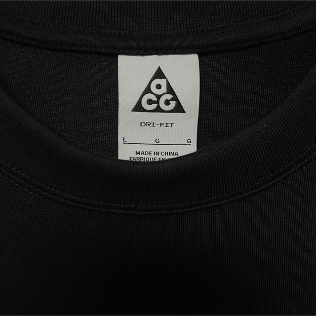 新品 NIKE ACG 半袖Ｔシャツ L ナイキ 黒 ビッグロゴ