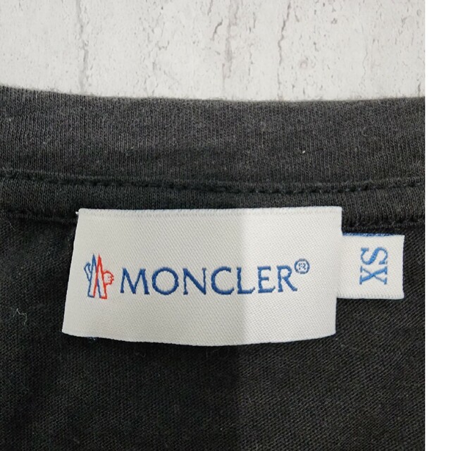 MONCLER(モンクレール)のMONCLER　ティシャツ レディースのトップス(カットソー(半袖/袖なし))の商品写真