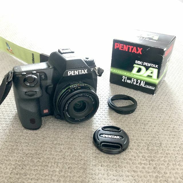 PENTAX K-7 一眼レフカメラとDA21mmF3.2単焦点レンズセット-