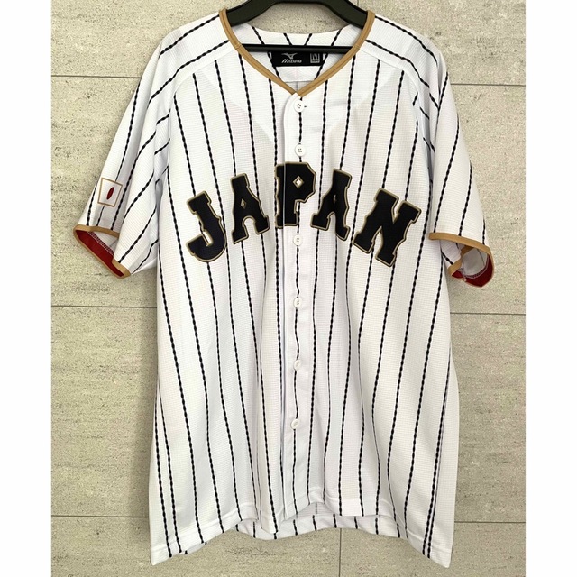 極美品　WBC 侍ジャパンJAPAN レプリカユニフォーム　プリントユニフォーム スポーツ/アウトドアの野球(ウェア)の商品写真