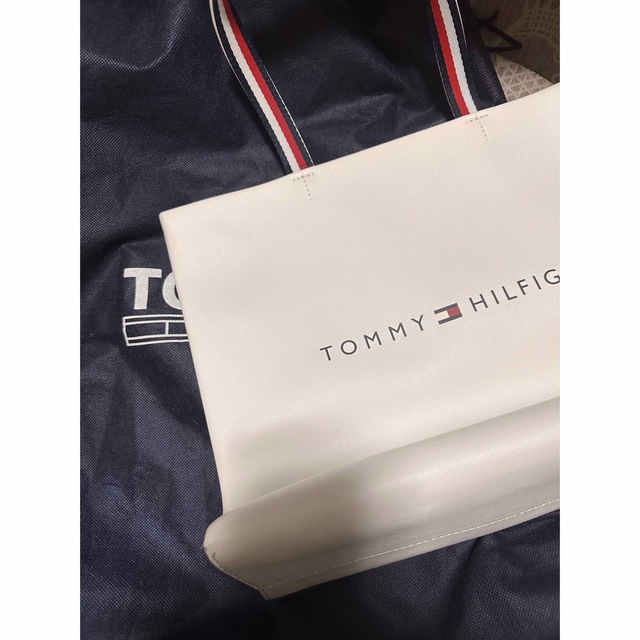 TOMMY HILFIGER - TOMMY HILFIGER カバンの通販 by ふくちゃん's shop