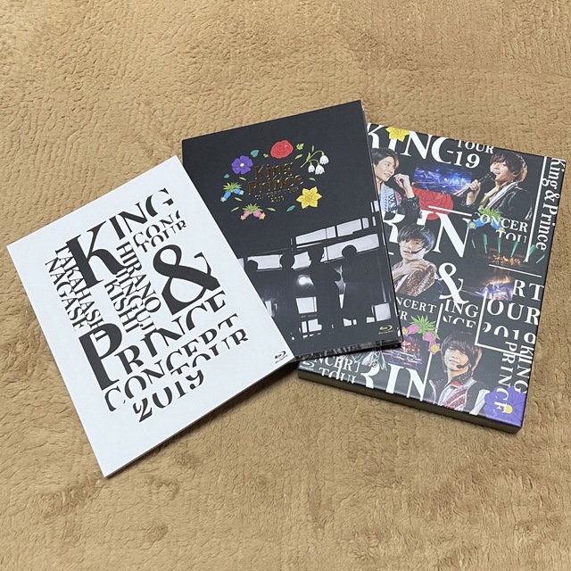 King & Prince/CONCERT TOUR 2019 Blu-ray  エンタメ/ホビーのDVD/ブルーレイ(アイドル)の商品写真