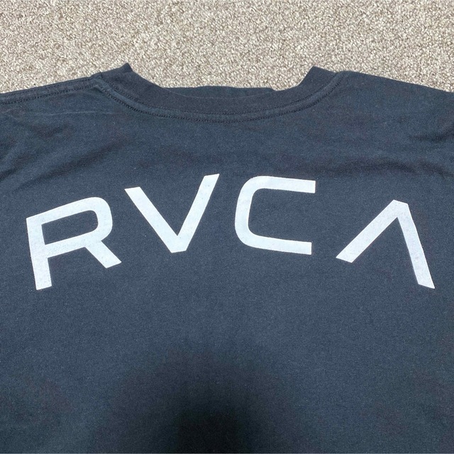 RVCA(ルーカ)のRVCA  メンズ　レディース　ロゴTシャツ レディースのトップス(Tシャツ(半袖/袖なし))の商品写真