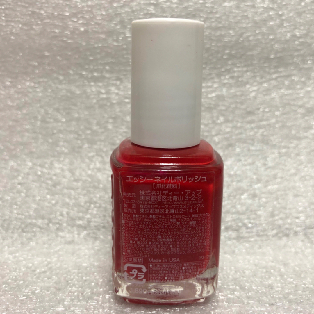 Essie(エッシー)のエッシー　essie ネイルポリッシュ　15ml レッド コスメ/美容のネイル(マニキュア)の商品写真