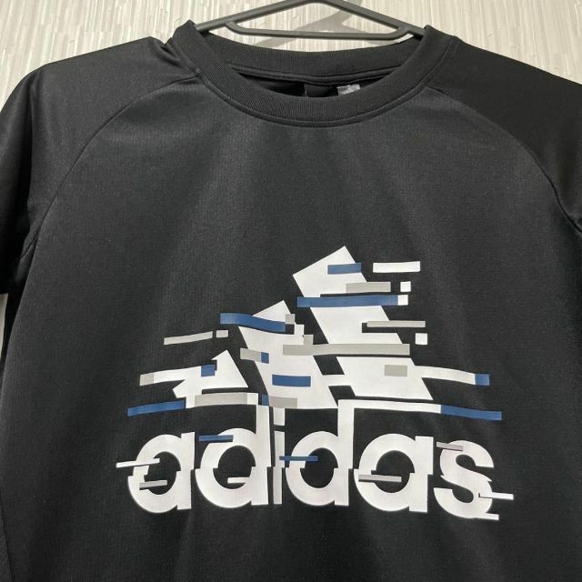 adidas(アディダス)の[アディダス] 半袖 Tシャツ キッズ ライト 黒　130㎝ キッズ/ベビー/マタニティのキッズ服男の子用(90cm~)(Tシャツ/カットソー)の商品写真