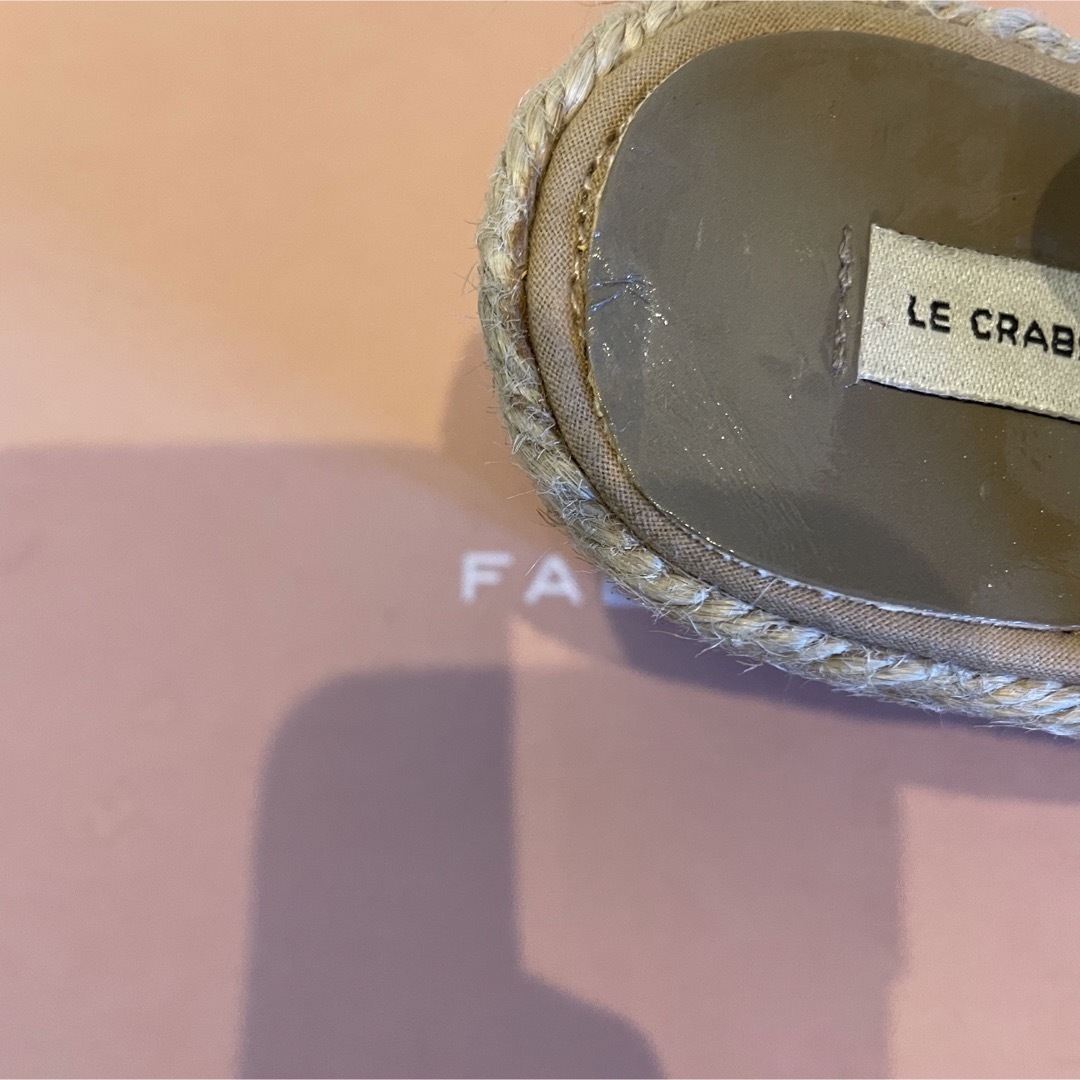 LE CRABE ROUGE(ルクラベルージュ)のLE CRABE ROUGE   ル・クラベ・ルージュ レディースの靴/シューズ(サンダル)の商品写真