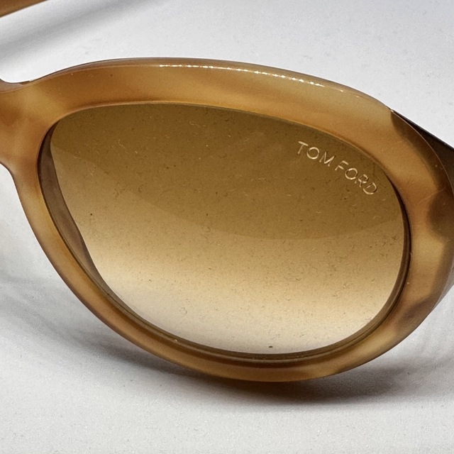 TOM FORD(トムフォード)のトムフォード❤️サングラス🕶️エリザベス メンズのファッション小物(サングラス/メガネ)の商品写真