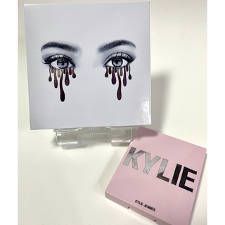 Kylie Cosmetics - カイリーコスメティックス　アイシャドウ　ハイライト