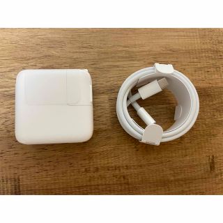 マック(Mac (Apple))のMacBook Air M1 充電器　純正品(PC周辺機器)