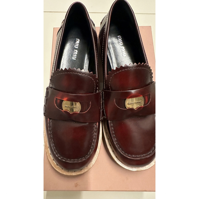 MIU コインローファー 50%OFF - bhmtextil.com.br