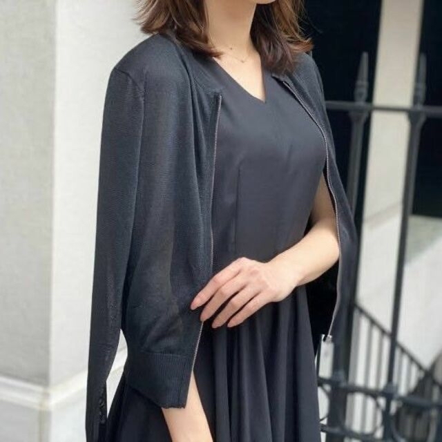 大人気☆ 【美品 】M-PREMIER エムプルミエ ニットカーデ❤︎黒×金