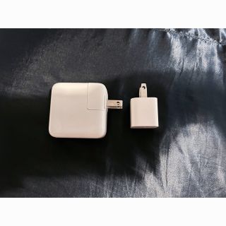 アップル(Apple)のApple純正　充電プラグ(バッテリー/充電器)