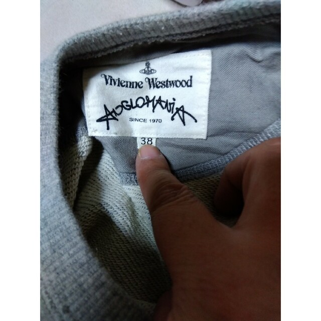 Vivienne Westwood(ヴィヴィアンウエストウッド)のVivienneWestwood ANGLOMANIA  トレーナー レディースのトップス(トレーナー/スウェット)の商品写真