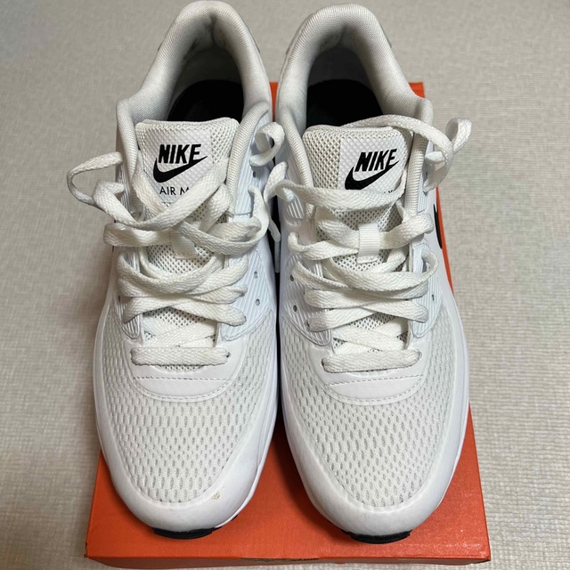 NIKE(ナイキ)の【中古美品】《ナイキ》エア マックス 90 GOLF_ホワイト/ブラック スポーツ/アウトドアのゴルフ(シューズ)の商品写真