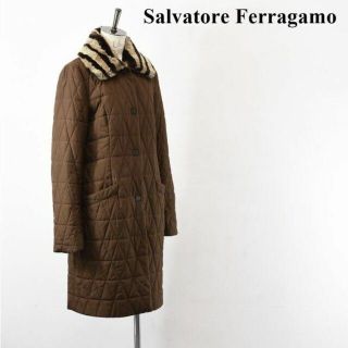 Salvatore Ferragamoフェラガモ中綿入りキルティングロングコート