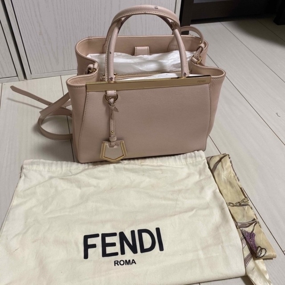 FENDI フェンディ　ショルダーバッグ　ショルダー トゥージュール