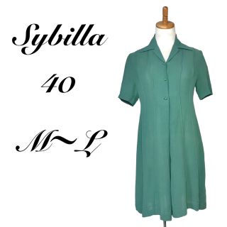 シビラ(Sybilla)の【美品】sybilla 白みグリーン 開襟  つまみプリーツ シャツワンピース(ひざ丈ワンピース)