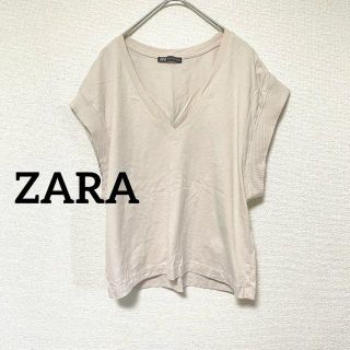 ザラ(ZARA)の2999 ZARA カットソー トップス V字カット 無地 ライトベージュ(カットソー(半袖/袖なし))