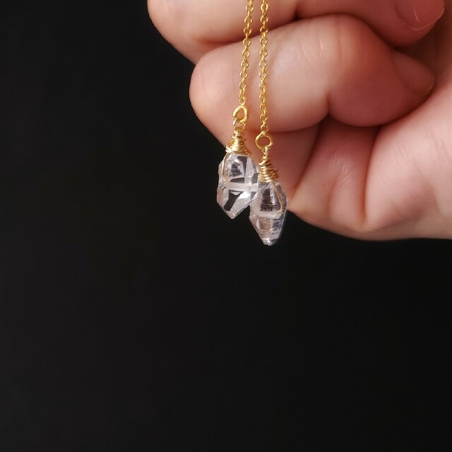 天然石 14kgf 宝石質大粒ハーキマーダイヤモンドのアメリカンピアス ハンドメイドのアクセサリー(ピアス)の商品写真