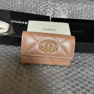 シャネル(CHANEL)のCHANEL 国内未入荷　シャネル　19 カードケース(名刺入れ/定期入れ)