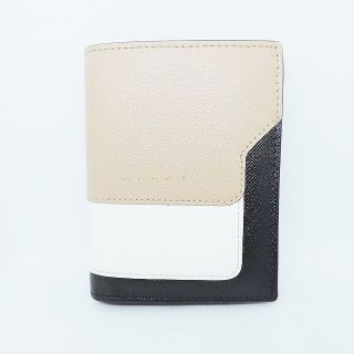 マルニ(Marni)のMARNI(マルニ) 2つ折り財布美品  - レザー(財布)