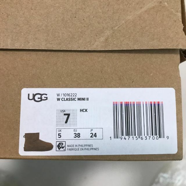 33611タ　UGG　ムートンブーツ 　 CLASSIC MINI 2 5