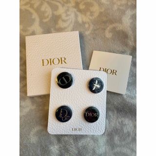 ディオール(Dior)の【新品未使用】Dior ディオール ノベルティ バッジ(ブローチ/コサージュ)