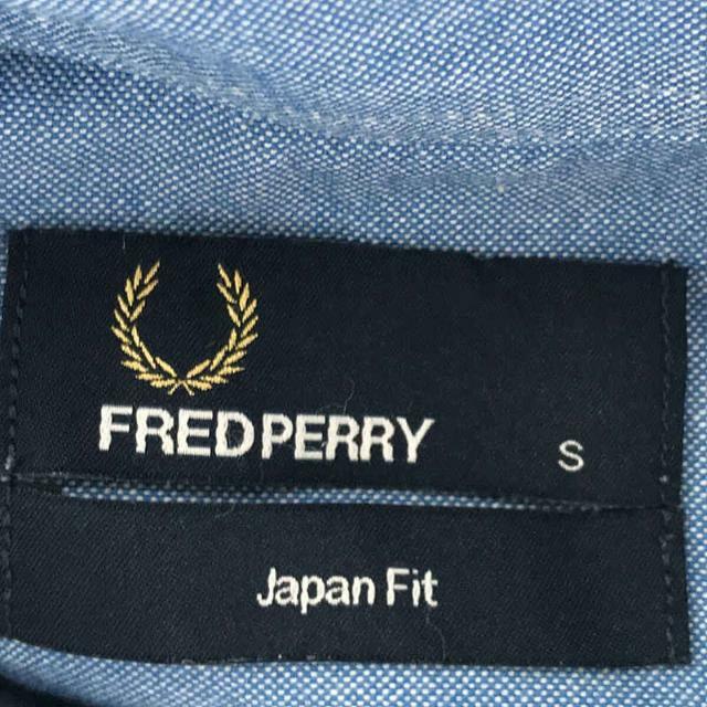 FRED PERRY(フレッドペリー)のFRED PERRY / フレッドペリー | コットン オックスフォード 月桂樹 ロゴ刺繍 ボタンダウン シャツ | S | インディゴ | レディース レディースのトップス(シャツ/ブラウス(長袖/七分))の商品写真