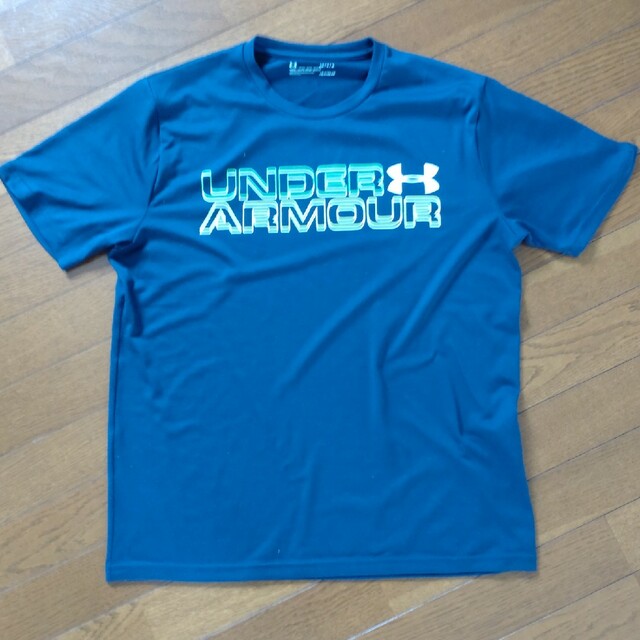 UNDER ARMOUR(アンダーアーマー)のアンダーアーマー　Ｔシャツ メンズのトップス(Tシャツ/カットソー(半袖/袖なし))の商品写真
