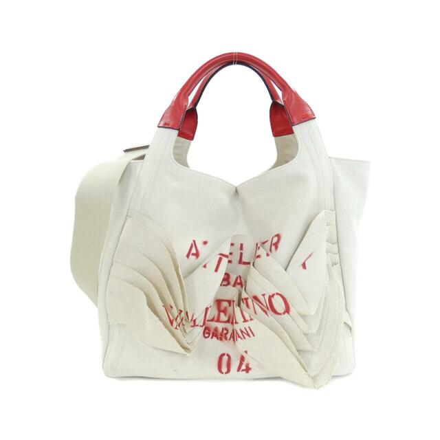 valentino garavani(ヴァレンティノガラヴァーニ)のヴァレンティノガラヴァーニ ATELIER 04 ROUCHES EDITION UW0B0H90AYY バッグ レディースのバッグ(ハンドバッグ)の商品写真