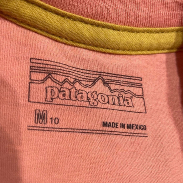 patagonia(パタゴニア)の[新品] patagonia パタゴニア ボーイズ 半袖Tシャツ M(10) キッズ/ベビー/マタニティのキッズ服男の子用(90cm~)(Tシャツ/カットソー)の商品写真