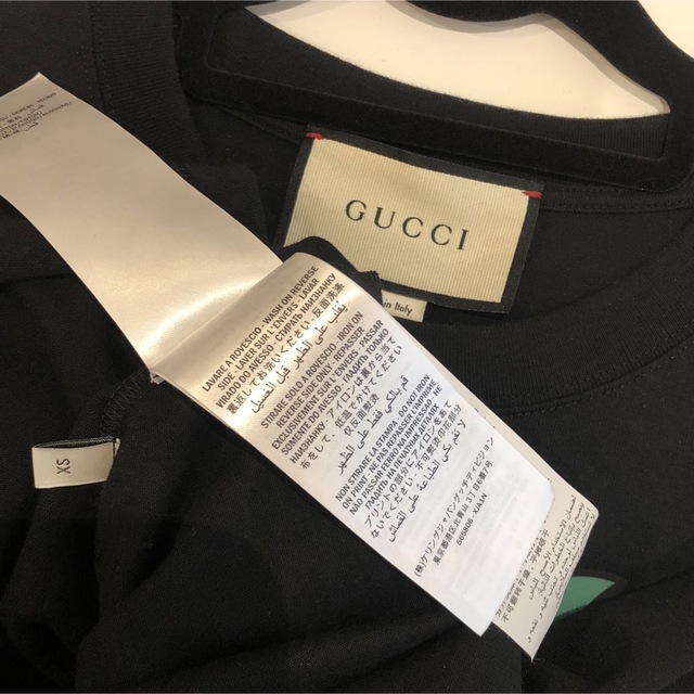 Gucci(グッチ)のGUCCI ストロベリー　Tシャツ　美品 メンズのトップス(Tシャツ/カットソー(半袖/袖なし))の商品写真