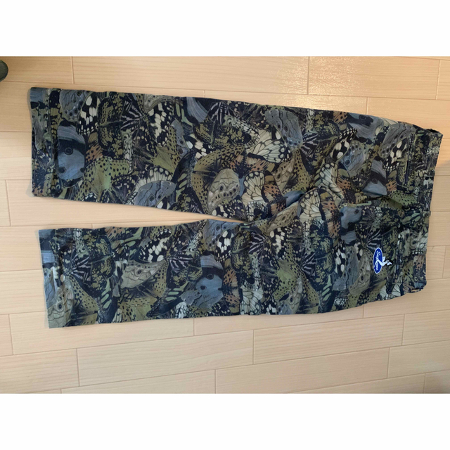 Supreme Chino Pant ブラックとバタフライ | www.fleettracktz.com