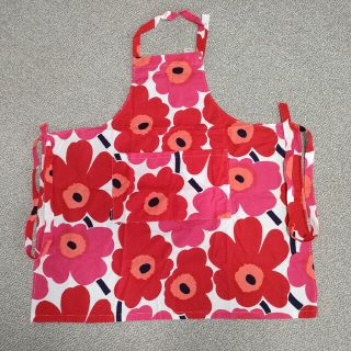 マリメッコ(marimekko)のマリメッコエプロン(収納/キッチン雑貨)