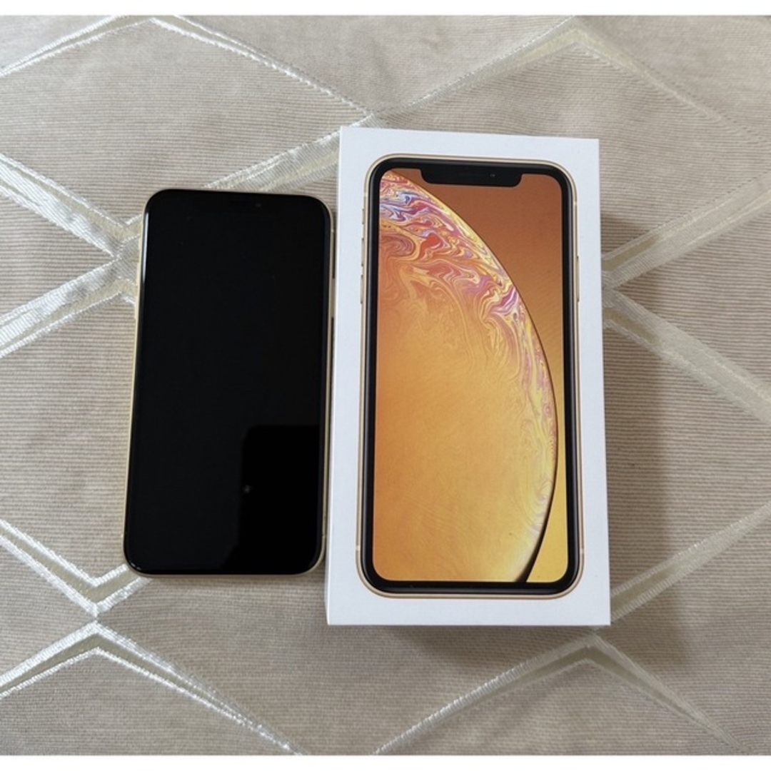 iPhone XR Yellow 256 GB UQ mobile