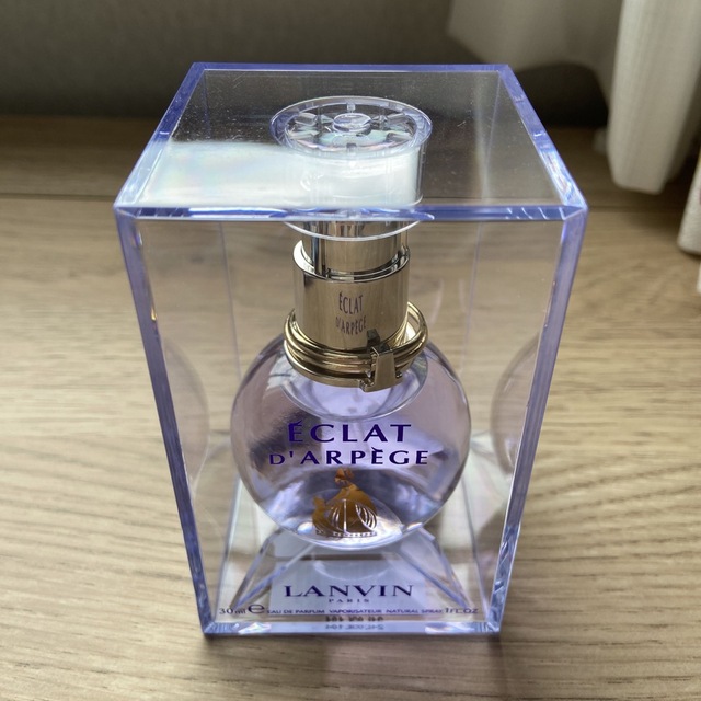 LANVIN(ランバン)のLANVIN エクラドゥアルページュ　オードパルファム　ランバン　香水　30ml コスメ/美容の香水(香水(女性用))の商品写真